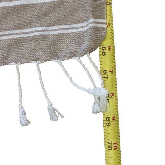 H & M Home 100% cotton beige white striped fringed  31 x 65 oblong table runner - Picture 3 of 10